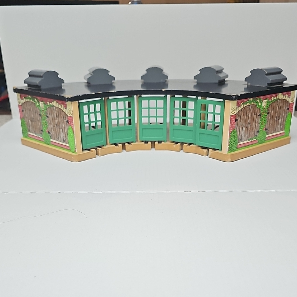 Thomas & Friends Roundhouse